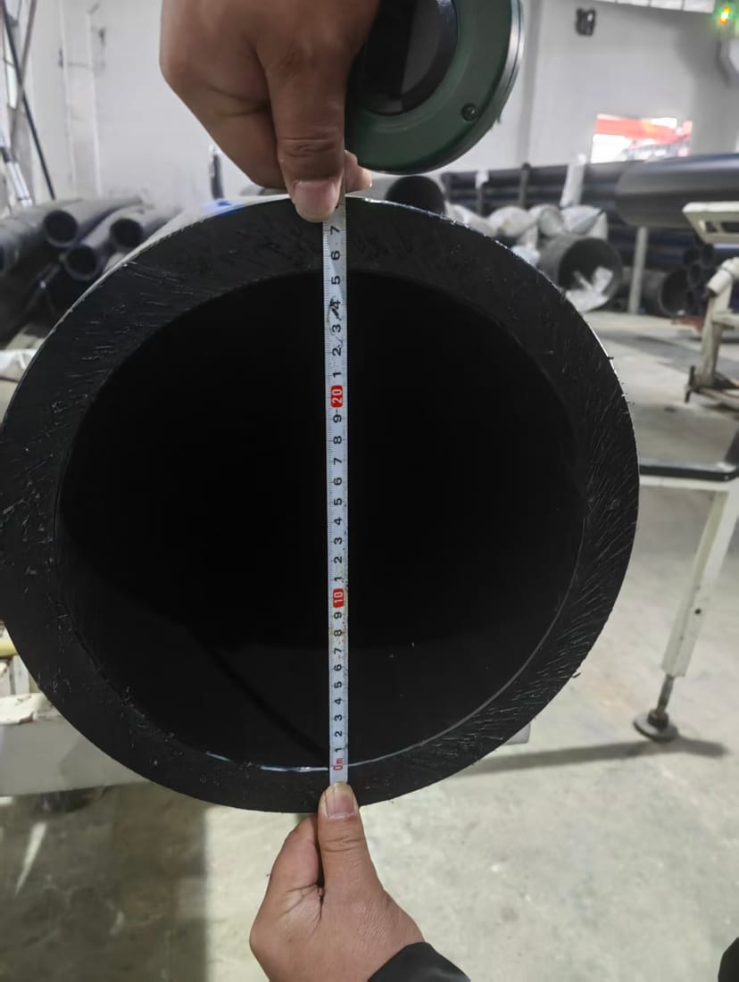 Measuring pipe bore diameter with a tape measure