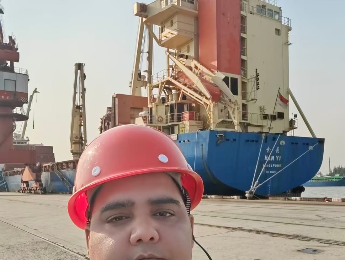 The cargo vessel HAN YI at a Chinese port